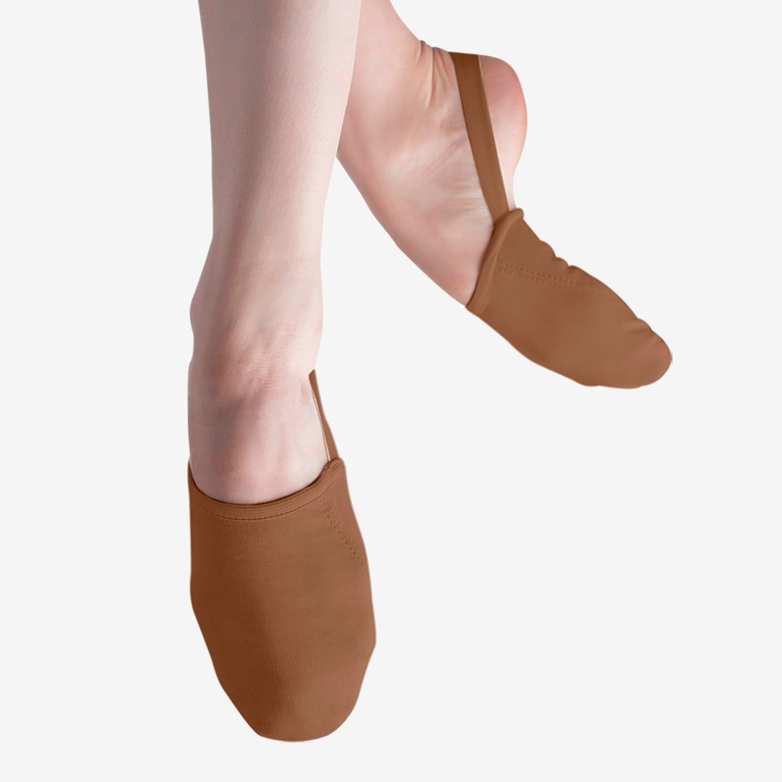 The Bullet - BA45, Stretch Canvas Half Sole Bullet is part of the Só Dança range of Shoes. See more details and sizing information here.