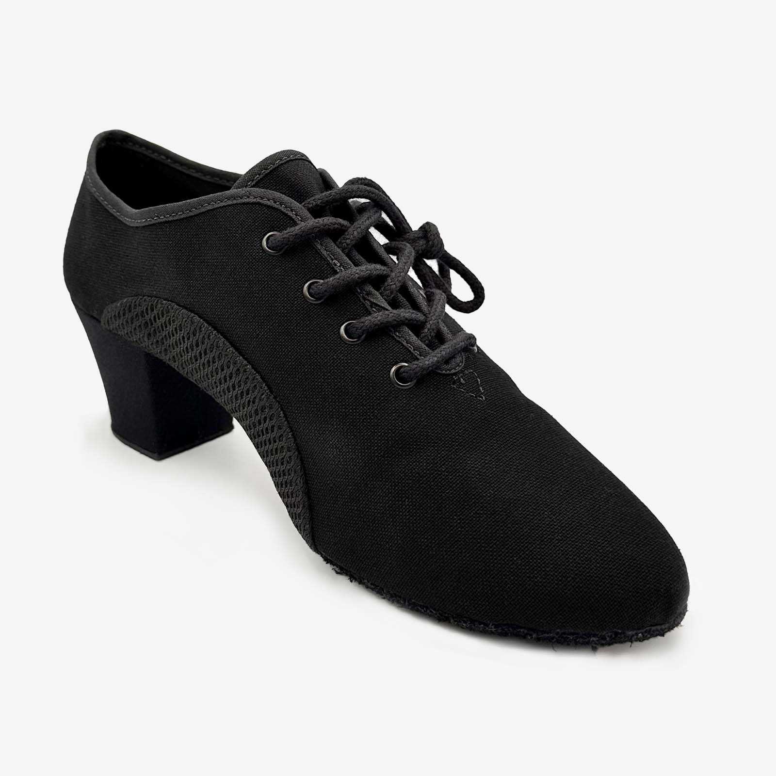 The Jive - BL302, 1.5" Heel Lace Up Ballroom Shoe is part of the Só Dança range of Shoes. See more details and sizing information here.