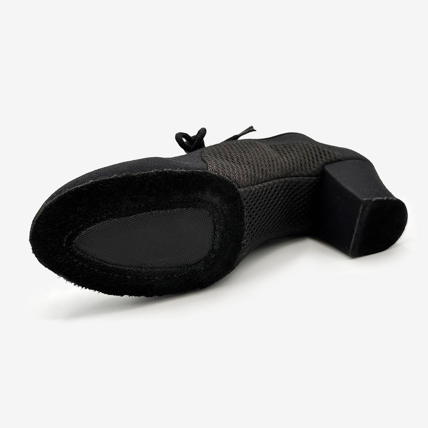 The Jive - BL302, 1.5" Heel Lace Up Latin/Ballroom Shoe is part of the Só Dança range of Shoes. See more details and sizing information here.