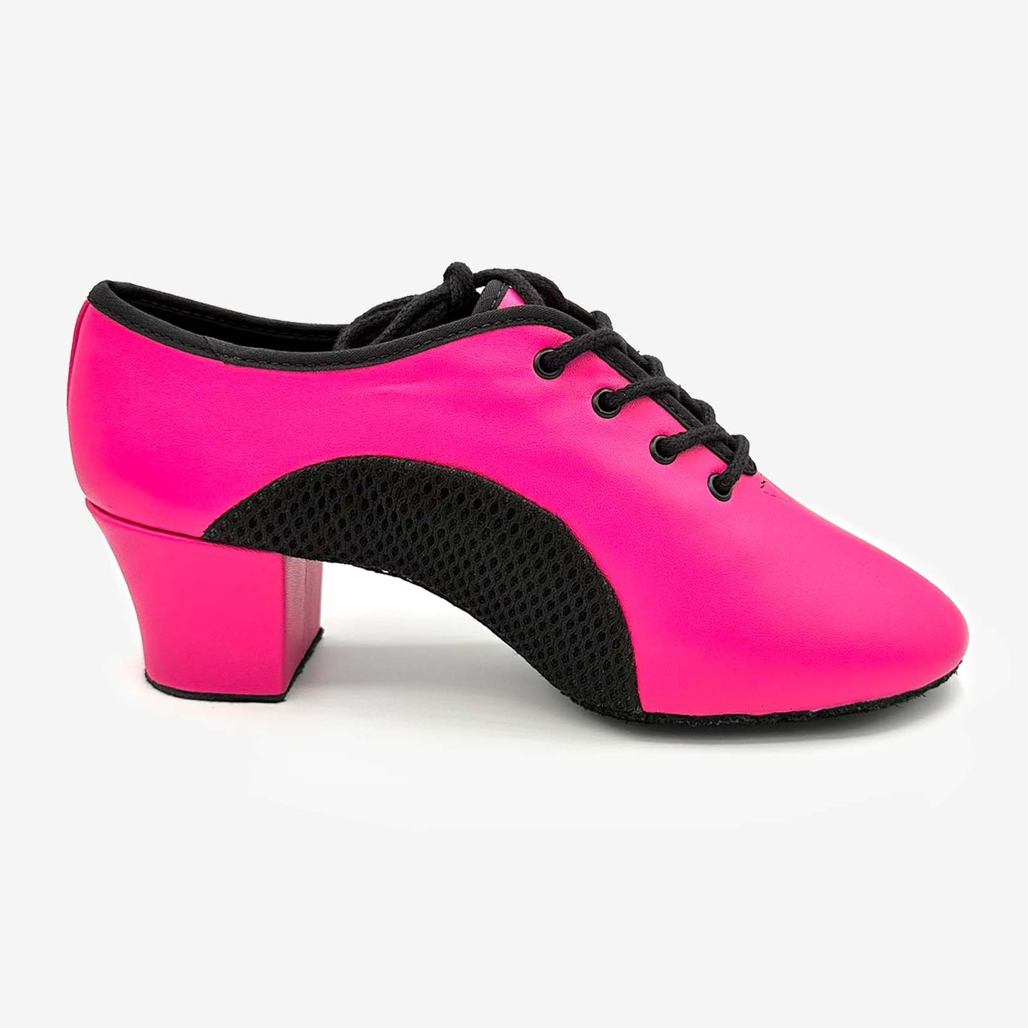 The Jive - BL302, 1.5" Heel Lace Up Latin/Ballroom Shoe is part of the Só Dança range of Shoes. See more details and sizing information here.