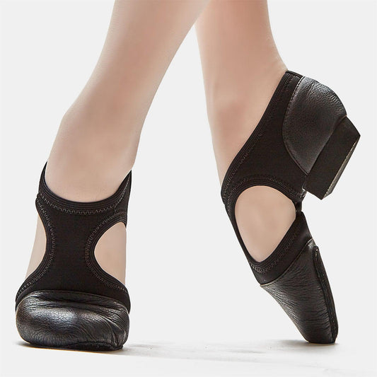 The Jolie - JZ44L, Adult Teaching Dance Sandal is part of the Só Dança range of Shoes. See more details and sizing information here.