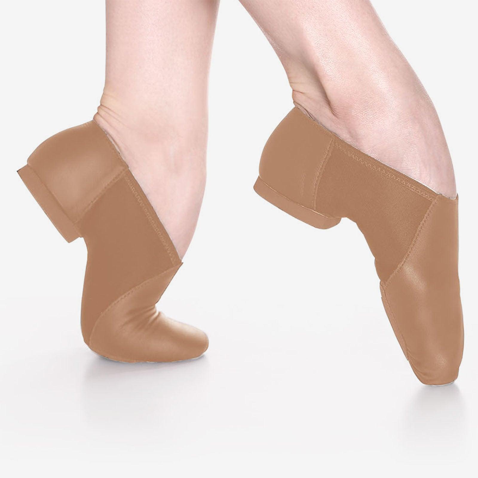 The Jocelyn - JZ45A, Jazz Leather Shoe with Suede Sole is part of the Só Dança range of Shoes. See more details and sizing information here.