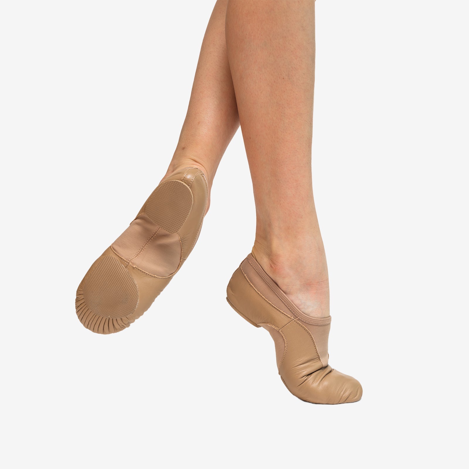 The Jay - JZ84L, Adult Leather Jazz Shoe  is part of the Só Dança range of Shoes. See more details and sizing information here.