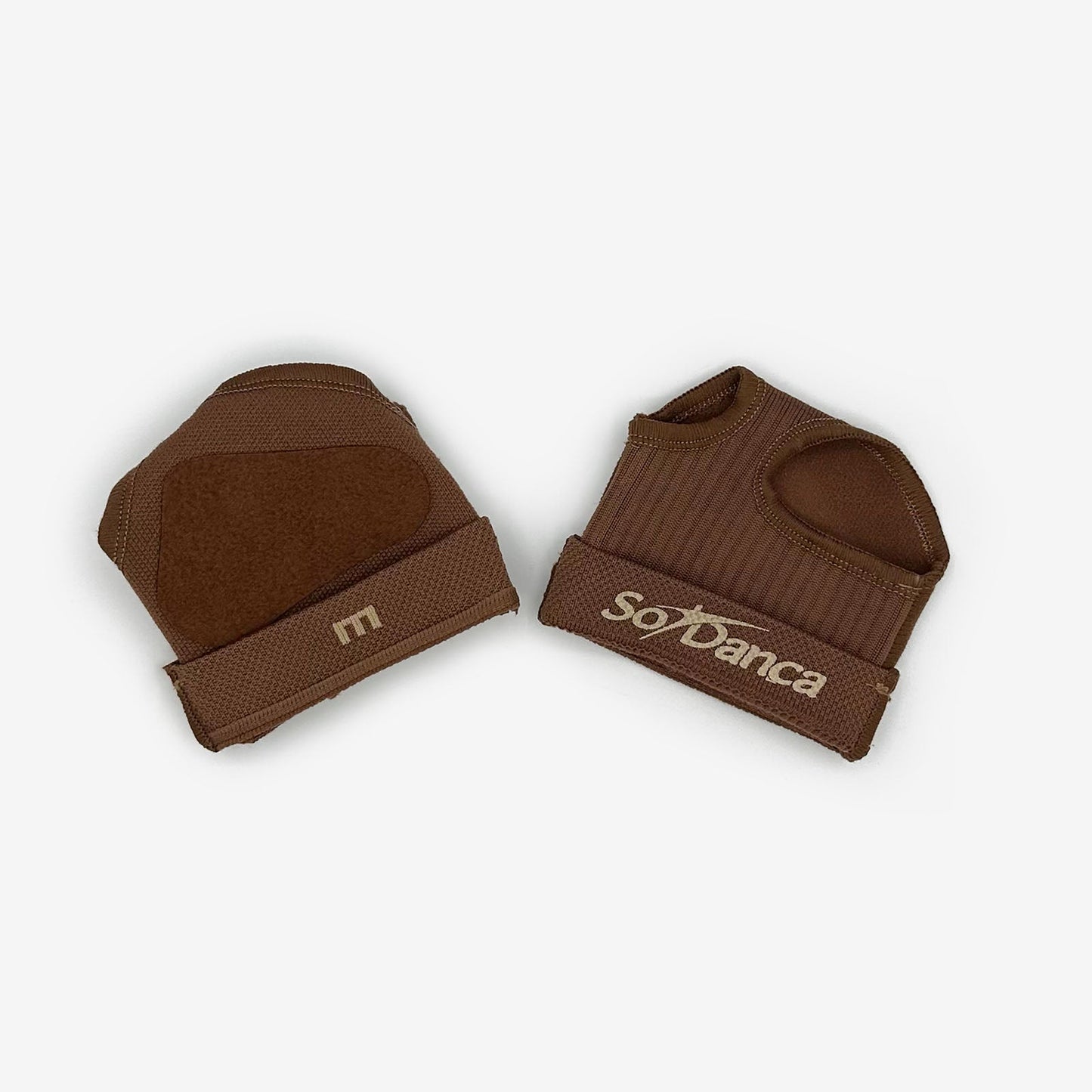 The Vernon - MD22, Stretch Microfleece Half Shoe is part of the Só Dança range of Shoes. See more details and sizing information here.