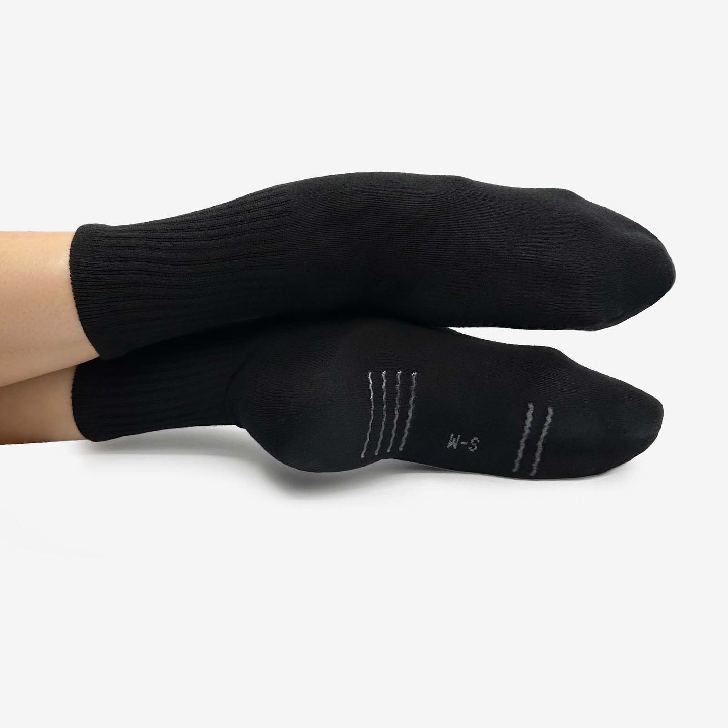 The Kya Socks - MD23-MD24, Dance Socks Without Grips is part of the Só Dança range of Socks. See more details and sizing information here.