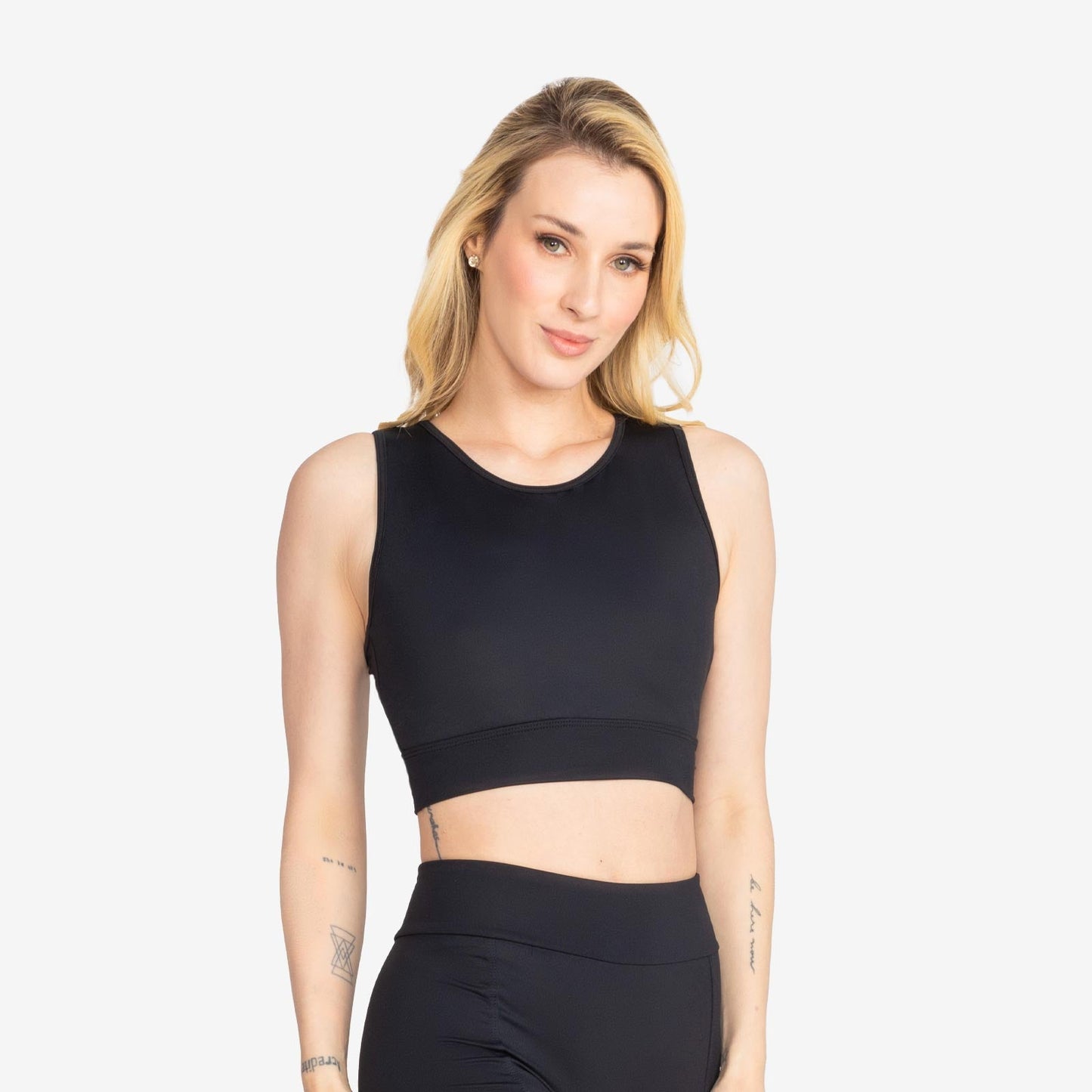 The Sloane Top - SL218, Adult Bralette Top with Mesh Straps is part of the Só Dança range of Shirts & Tops. See more details and sizing information here.