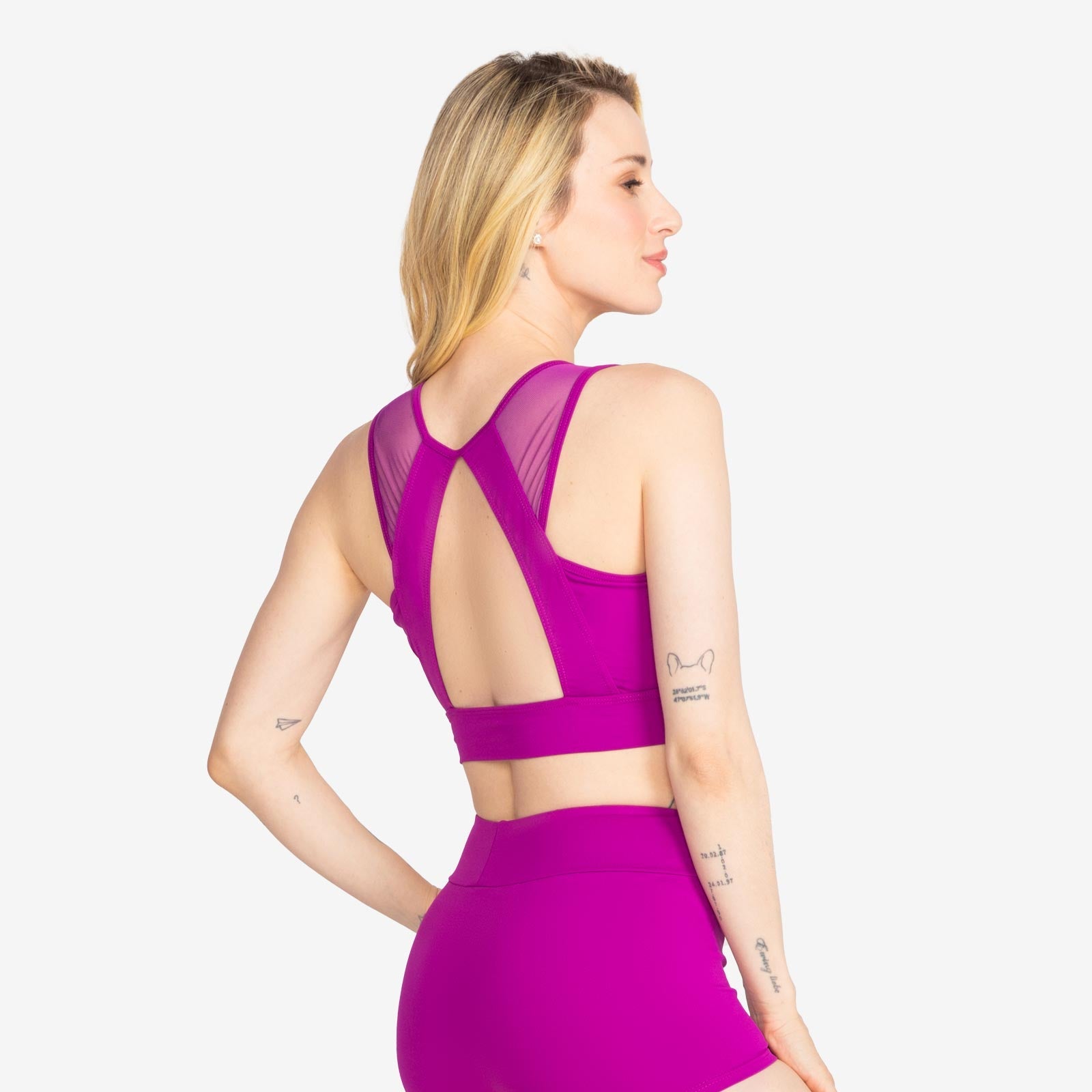 The Sloane Top - SL218, Adult Bralette Top with Mesh Straps is part of the Só Dança range of Shirts & Tops. See more details and sizing information here.