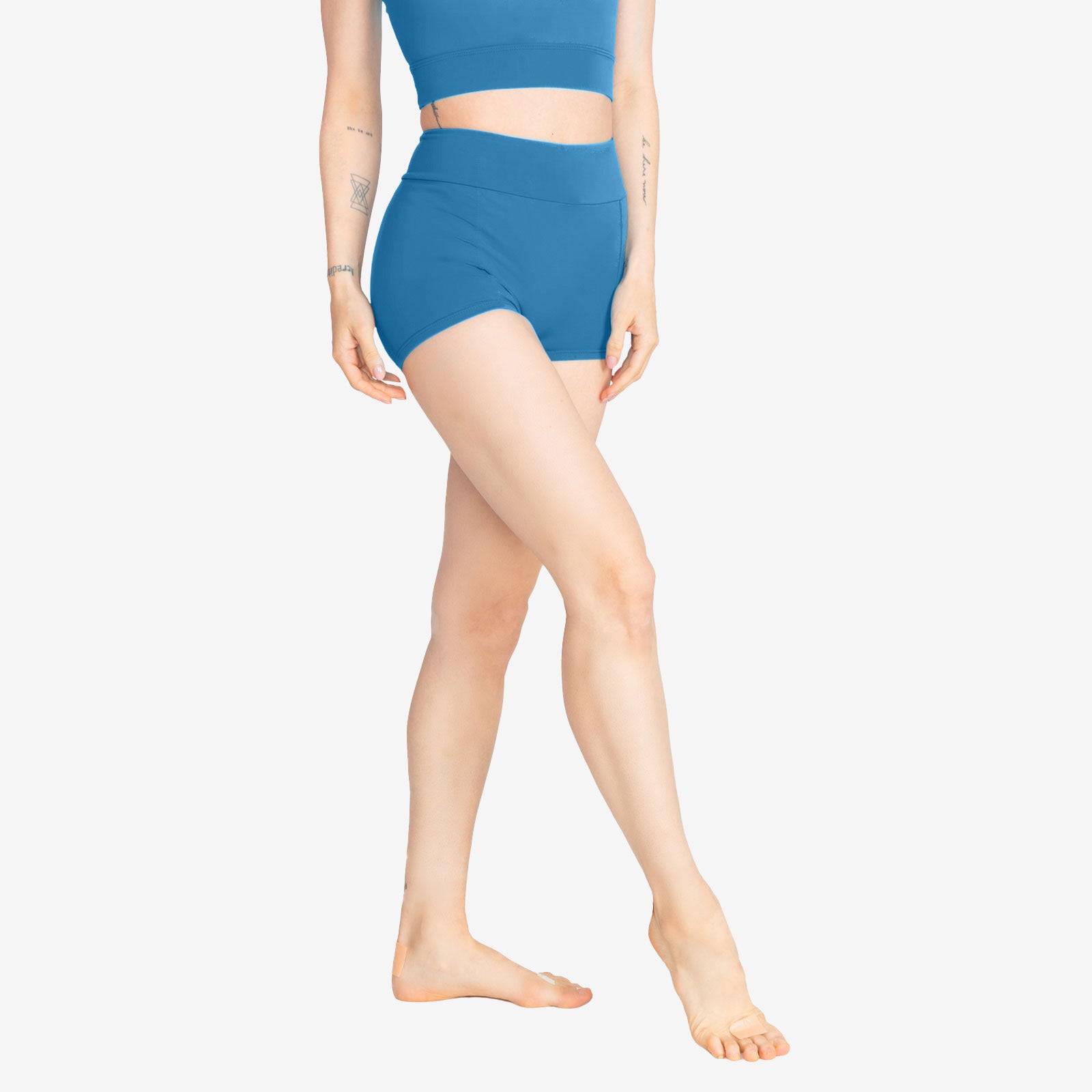The Sydney Shorts - SL219, Adult Shorts with Thick Waistband is part of the Só Dança range of Shorts. See more details and sizing information here.