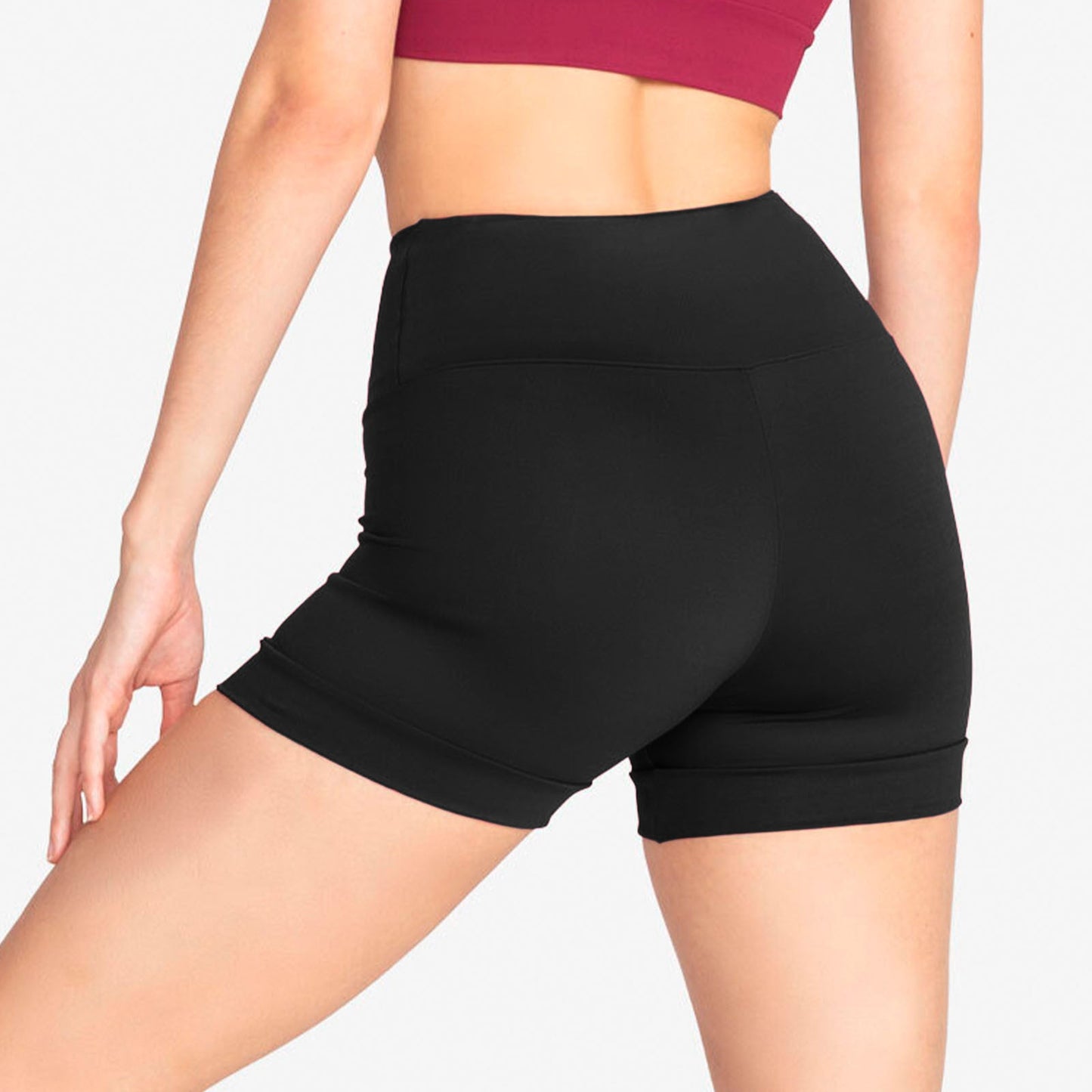 The Nila Shorts - SL223, Adult Dance Shorts is part of the Só Dança range of Shorts. See more details and sizing information here.