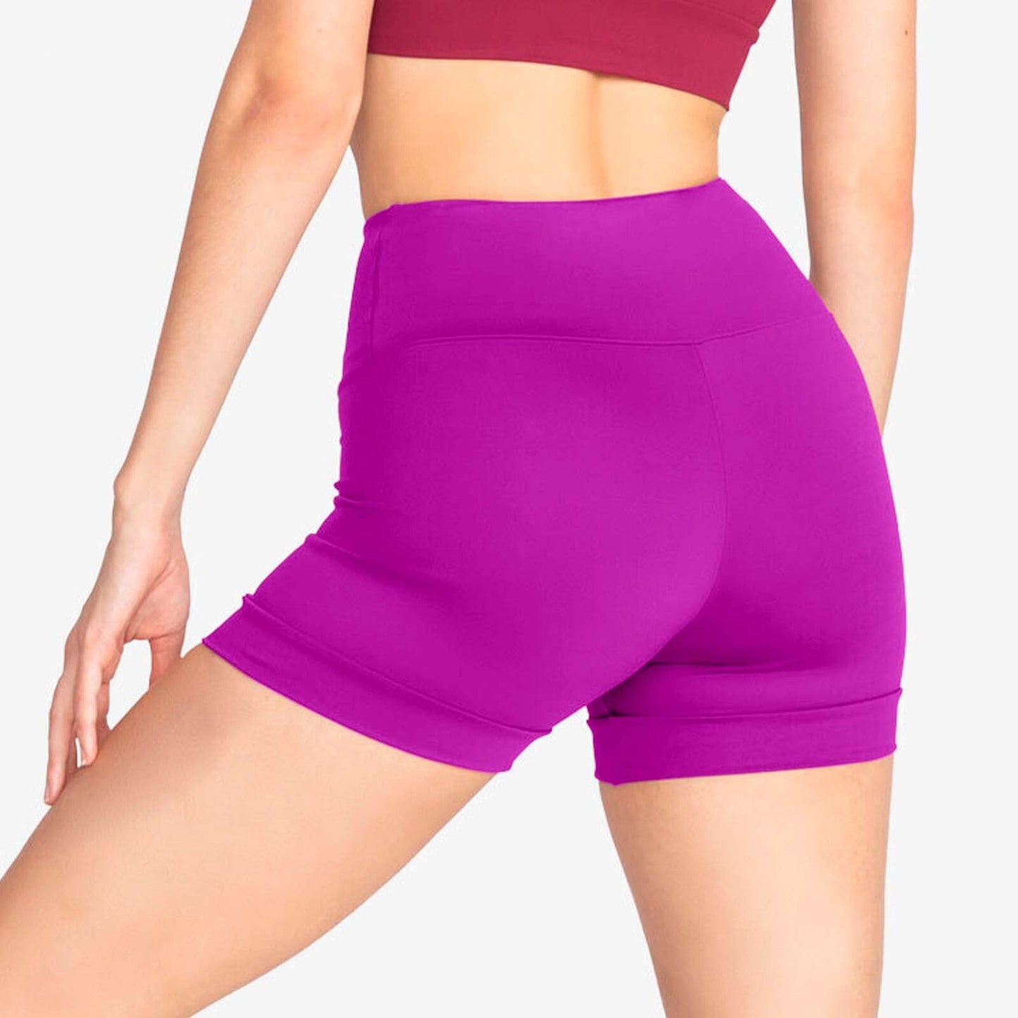 The Nila Shorts - SL223, Adult Dance Shorts is part of the Só Dança range of Shorts. See more details and sizing information here.