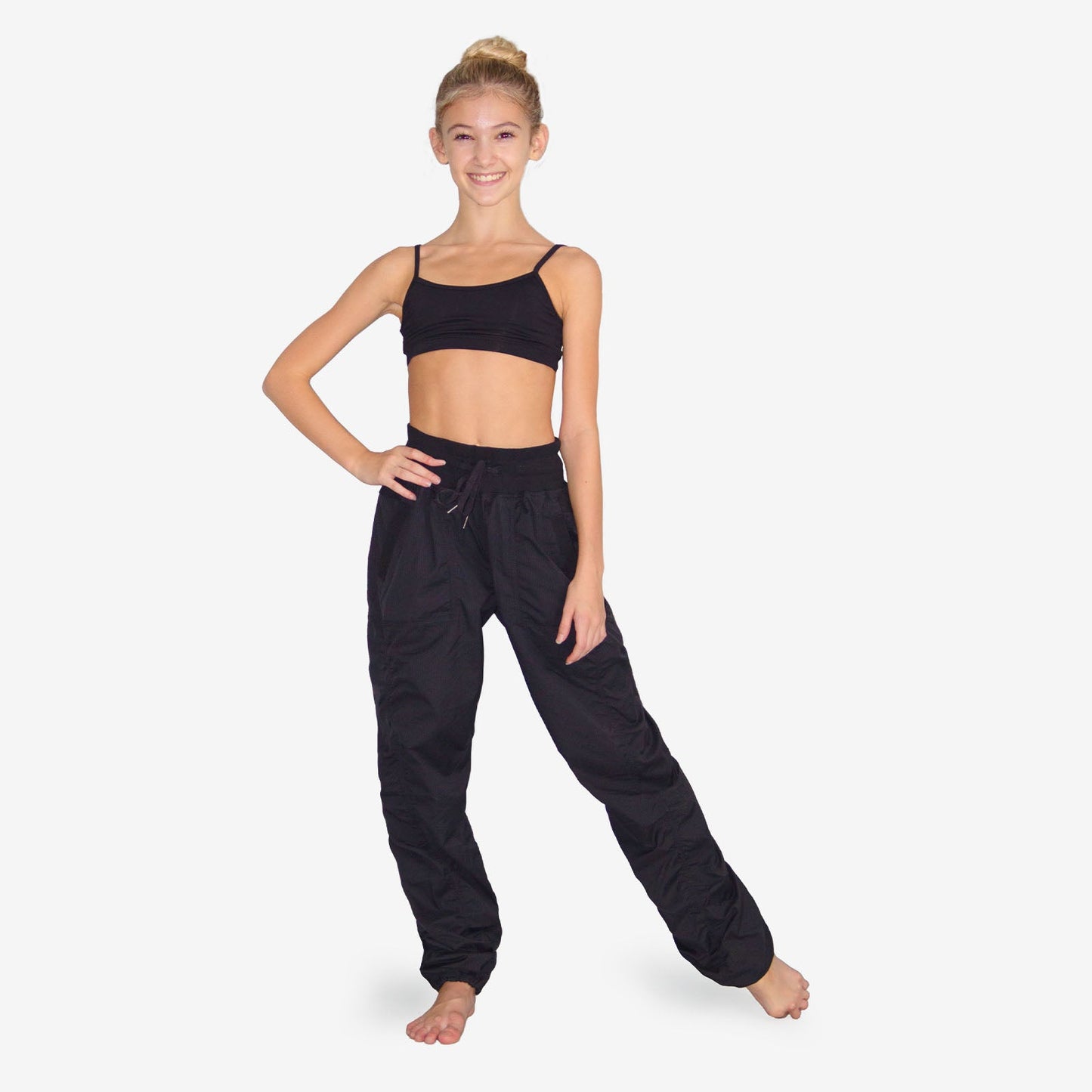 The Studio Pants - SP01 Pants is part of the Só Dança range of Pants. See more details and sizing information here.