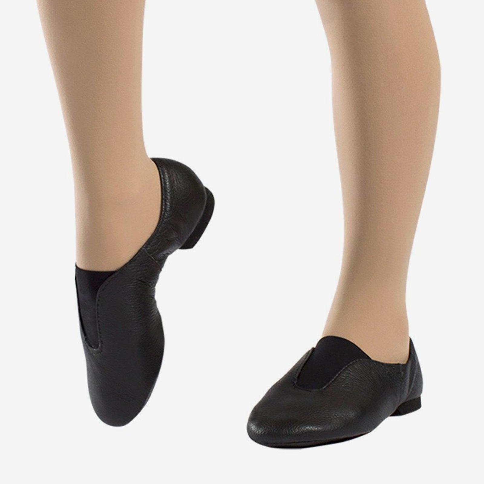 The Jin - JZ77L, Adult Rubber Sole Jazz Shoe is part of the Só Dança range of Shoes. See more details and sizing information here.