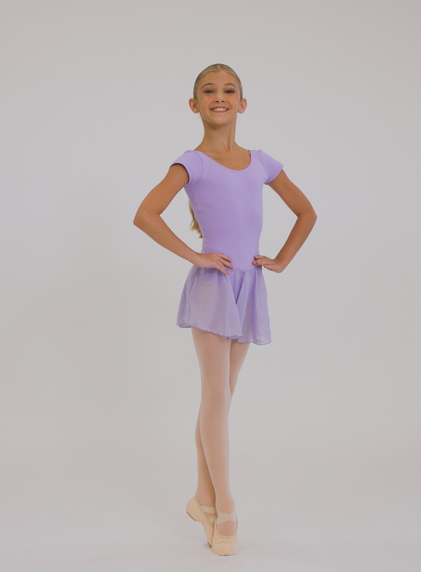 The Keilani - SL173, Child Cap Sleeve Dress Leotard is part of the Só Dança range of Leotards & Unitards. See more details and sizing information here.