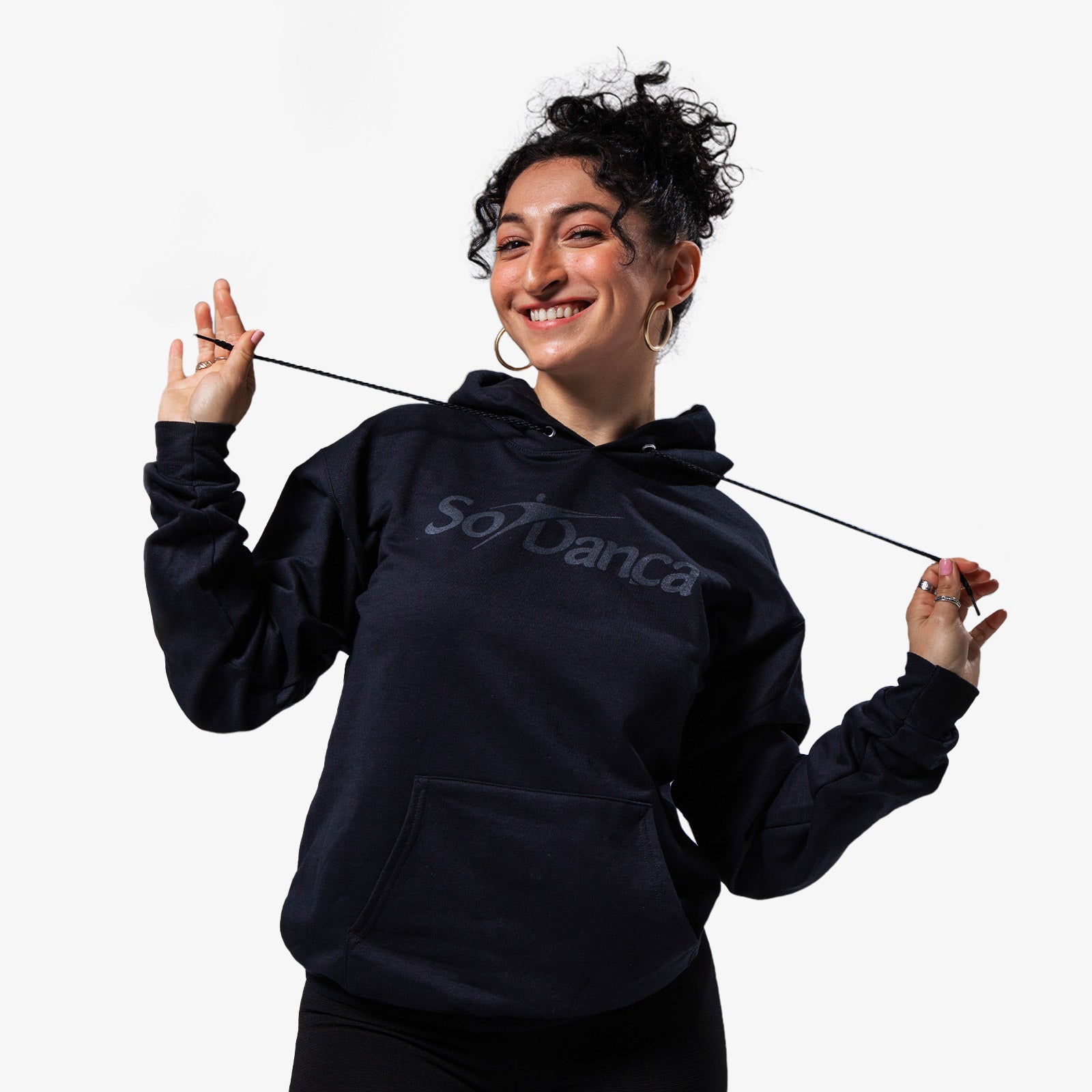 Só Dança Hoodie - SL236, is part of the Só Dança range of Clothing. See more details and sizing information here.